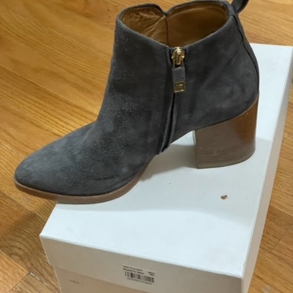 Alberto Fermani Grey Suede Ankle Booties Size 6 Great Condition - Picture 5 of 6